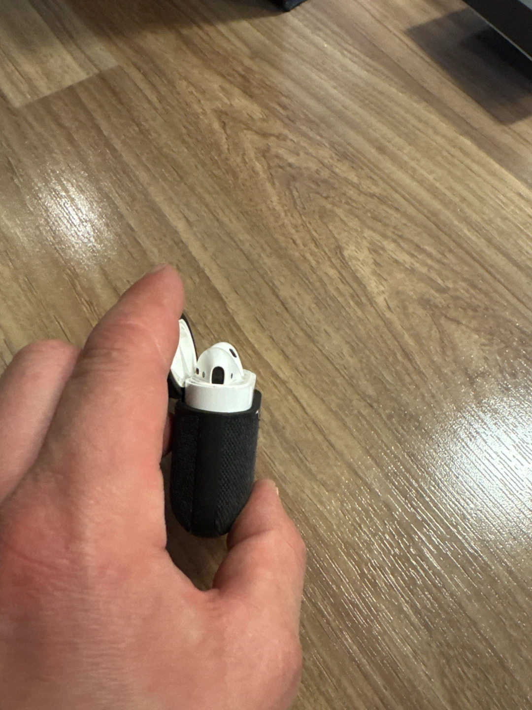 Apple AirPods with Black Case - photo 2