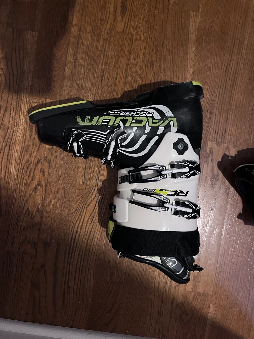 Fischer Vacuum RC4 130 Ski Boots - photo 3
