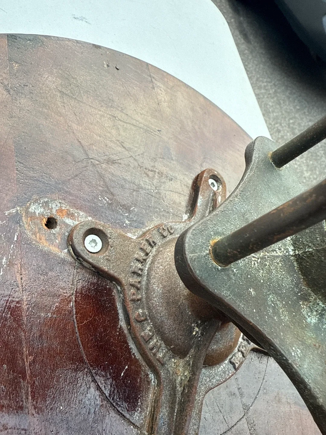 1900s Antique CHAS PARKEE CO. Wooden Stool Seat w/ Wire Legs USA image indicator(4)