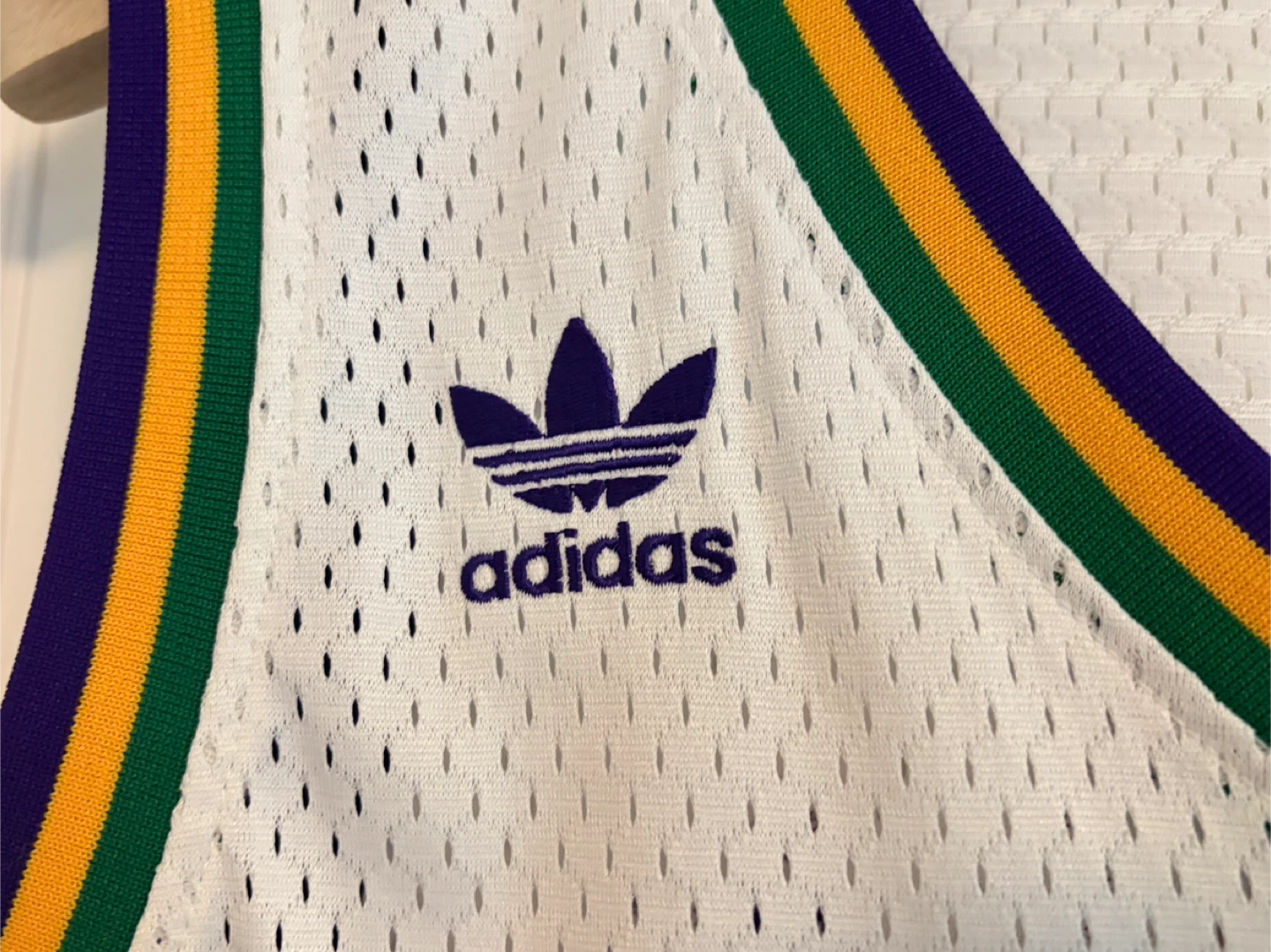 Adidas Hardwood Classic Utah Jazz Karl Malone Jersey Sm - photo 5