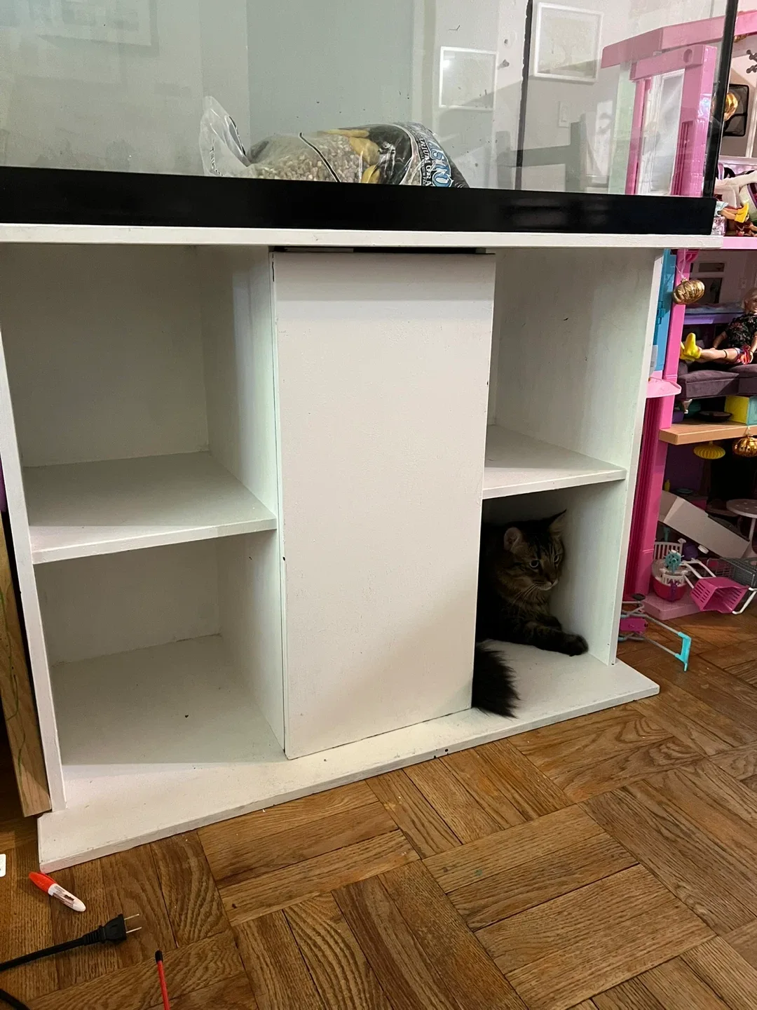 White Fish Tank Stand with Storage image indicator(5)