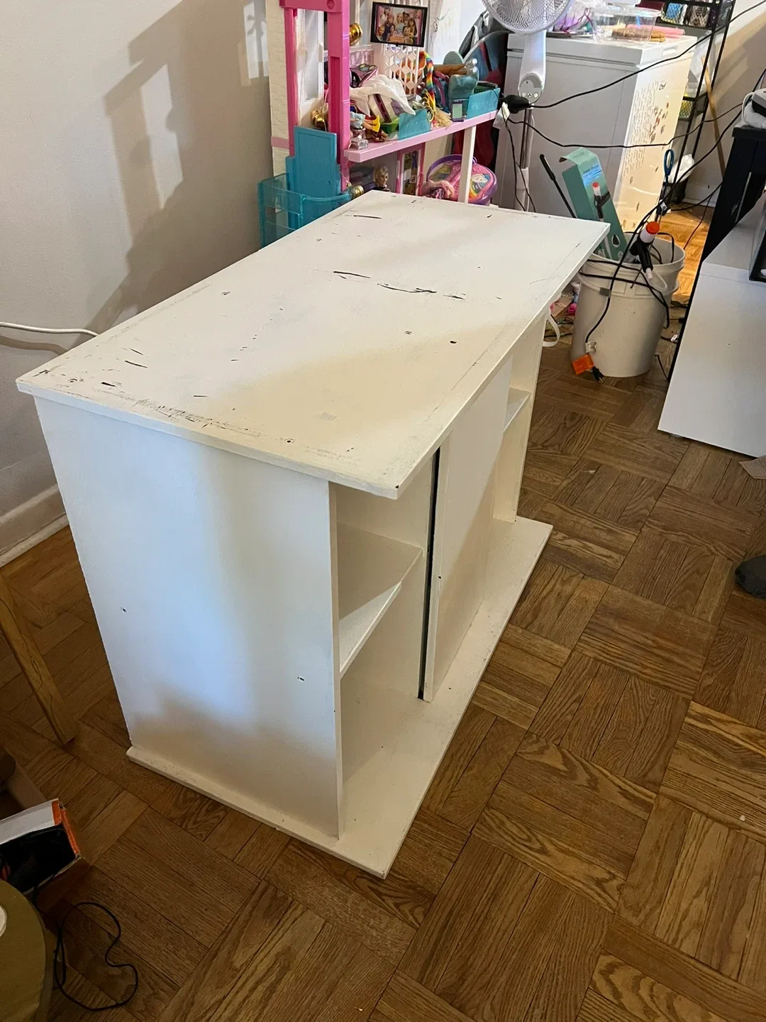 White Fish Tank Stand with Storage image indicator(2)