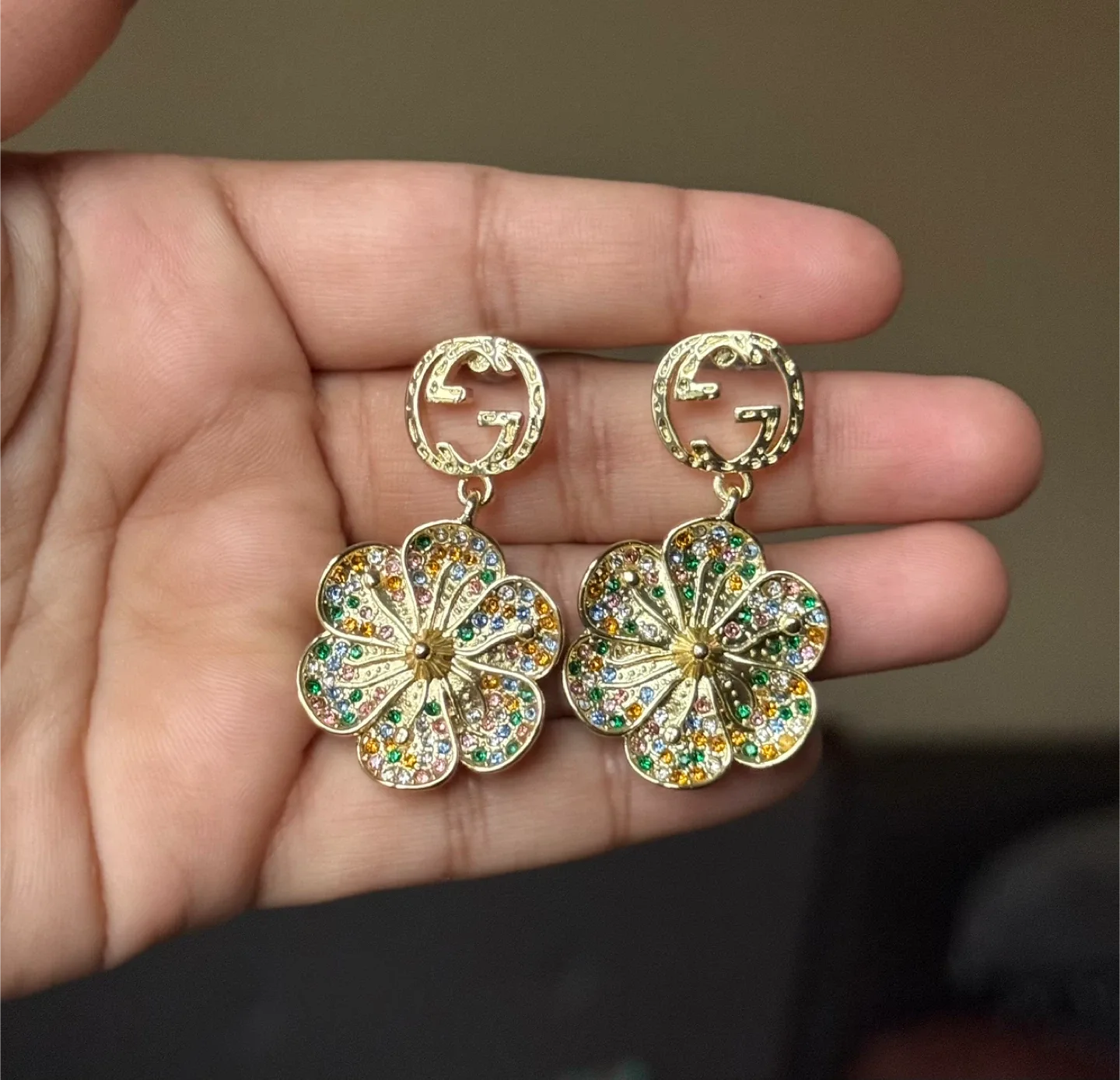 Elegant Gold Flower Earrings with multicolored rhinestones image indicator(3)