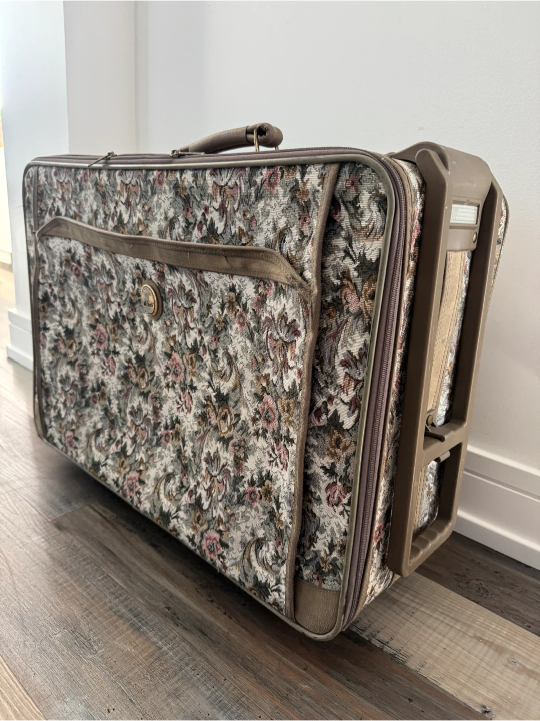 Verdi Floral Pattern Suitcase - photo 4