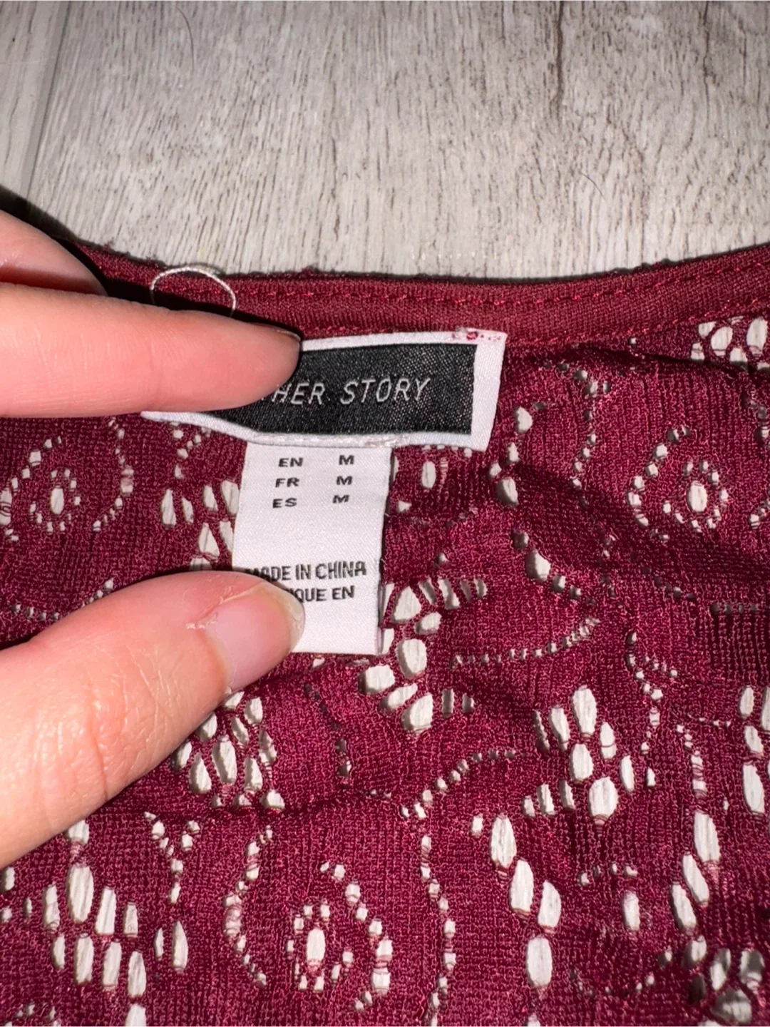 Guess Teal T-Shirt - Size Medium image indicator(2)