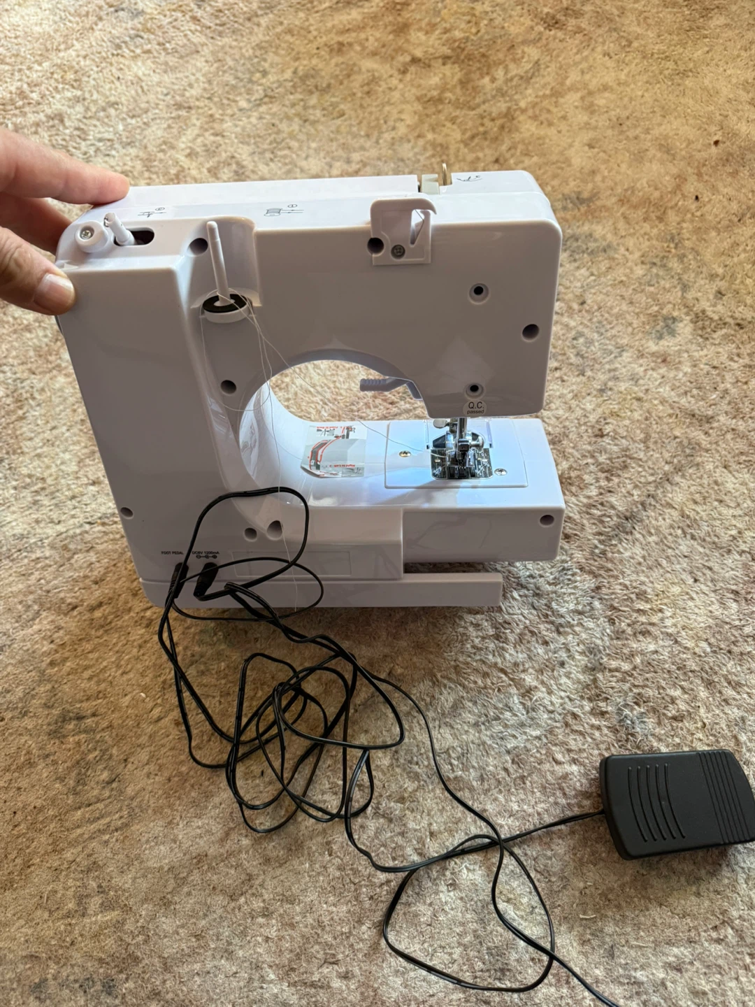 White Sewing Machine - photo 5