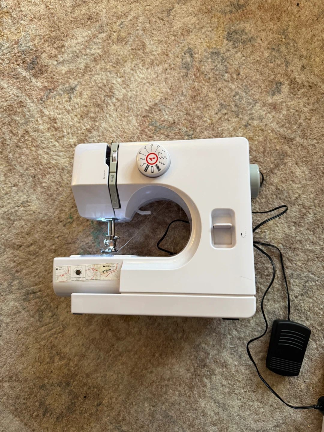 White Sewing Machine - photo 2