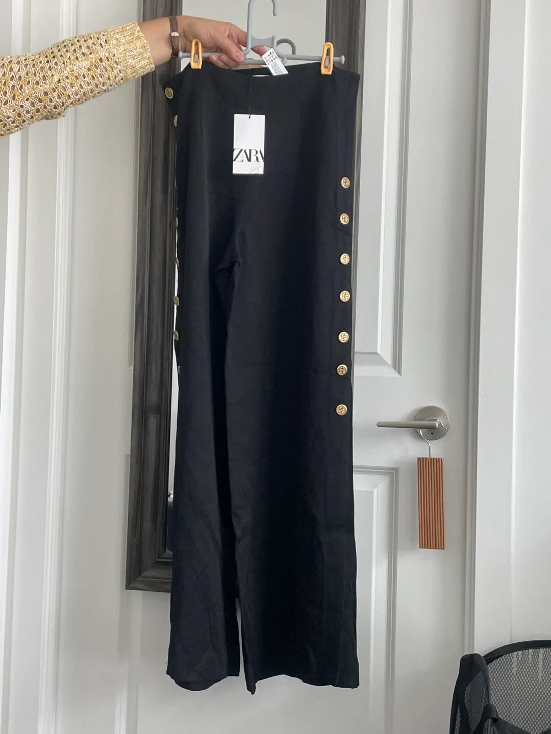 Zara Black Pants - Size M thumbnail