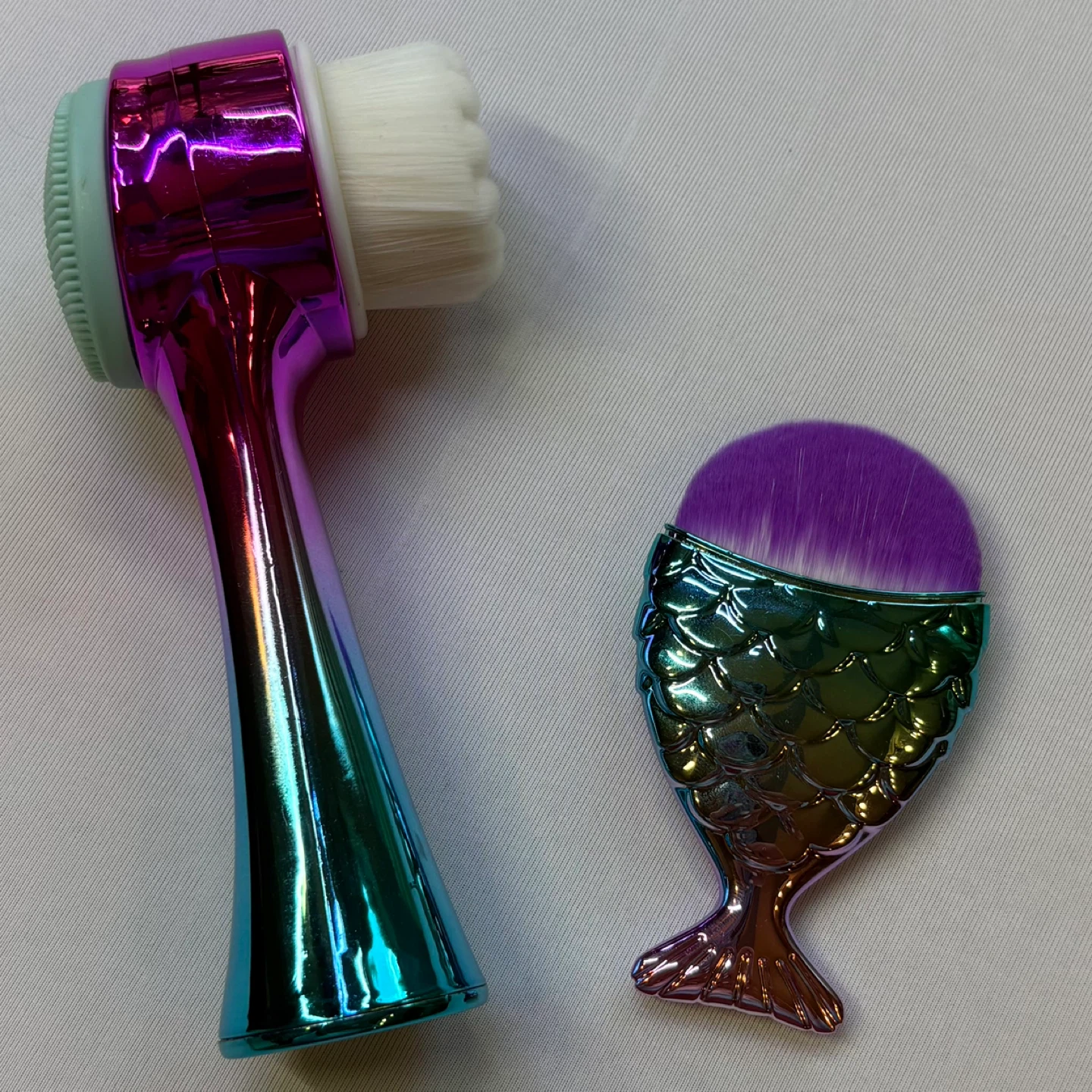 Iridescent Makeup Brush Set Mermaid Cleansing Foundation Brush