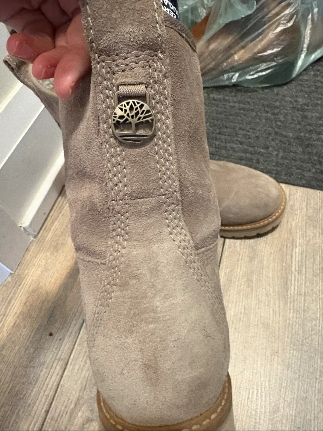 Timberland Chamonix Valley Taupe Gray Boots Size 7 image indicator(3)