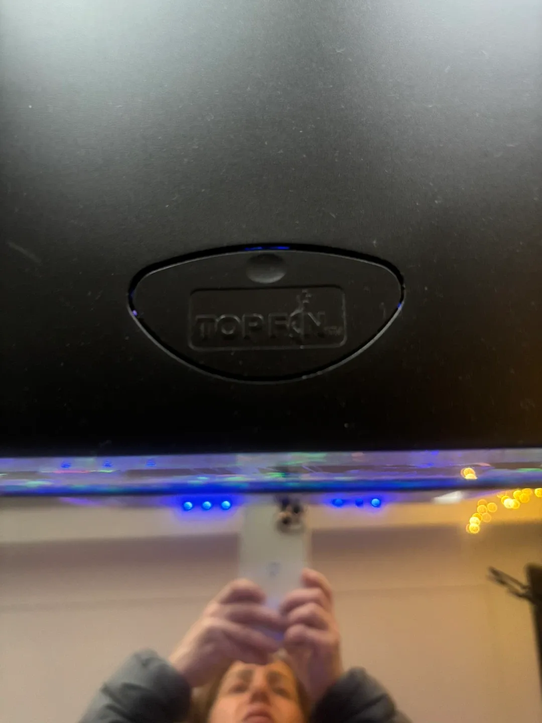 Top Fin Aquarium image indicator(2)