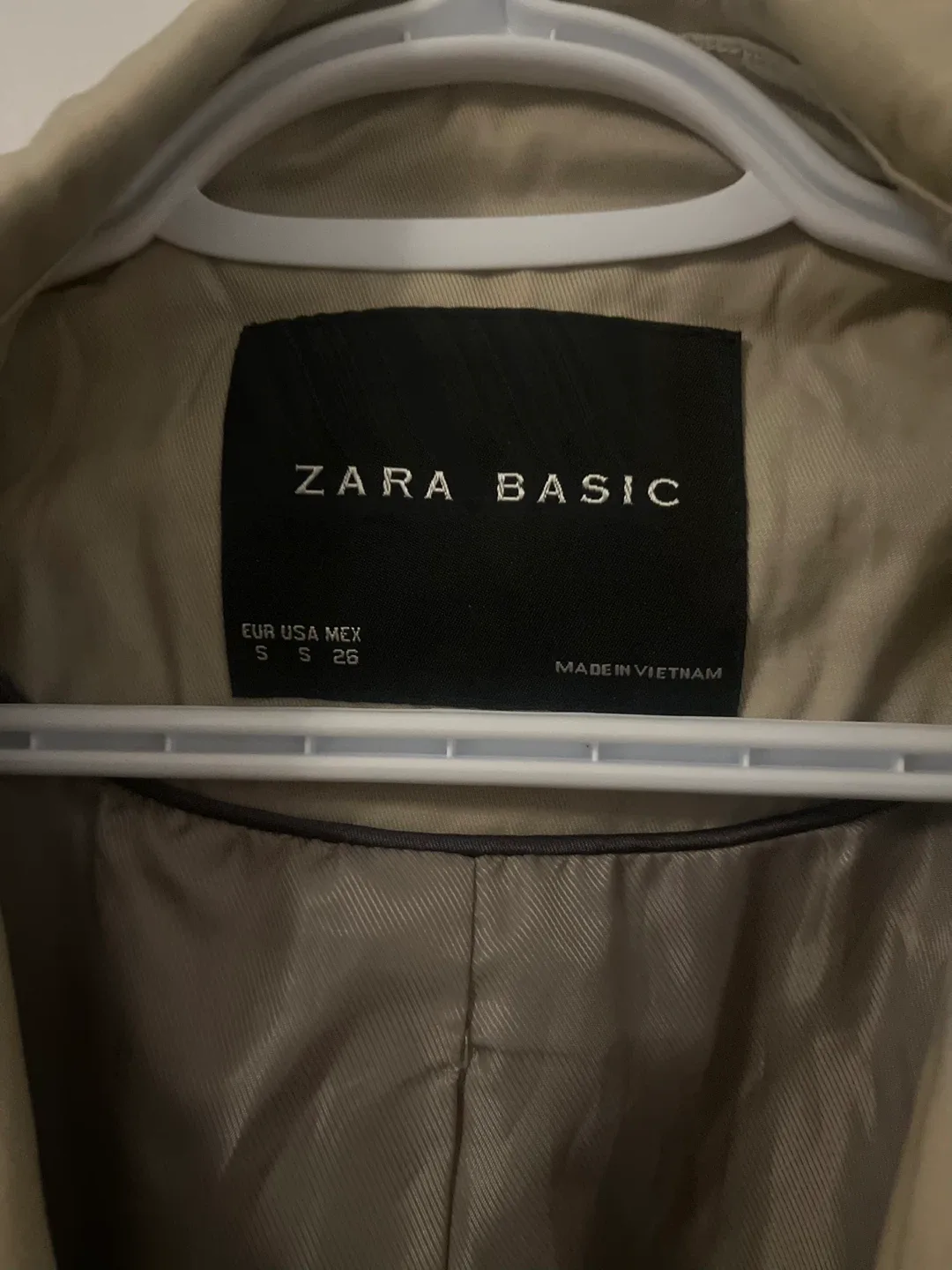 Zara Basic Beige Trench Coat - Size S image indicator(2)