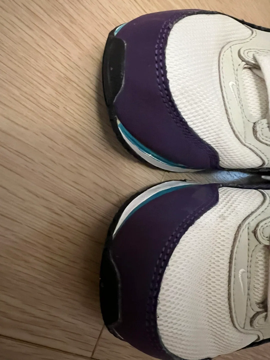 Nike Air Max LTD 3 White/Purple Sneakers image indicator(3)