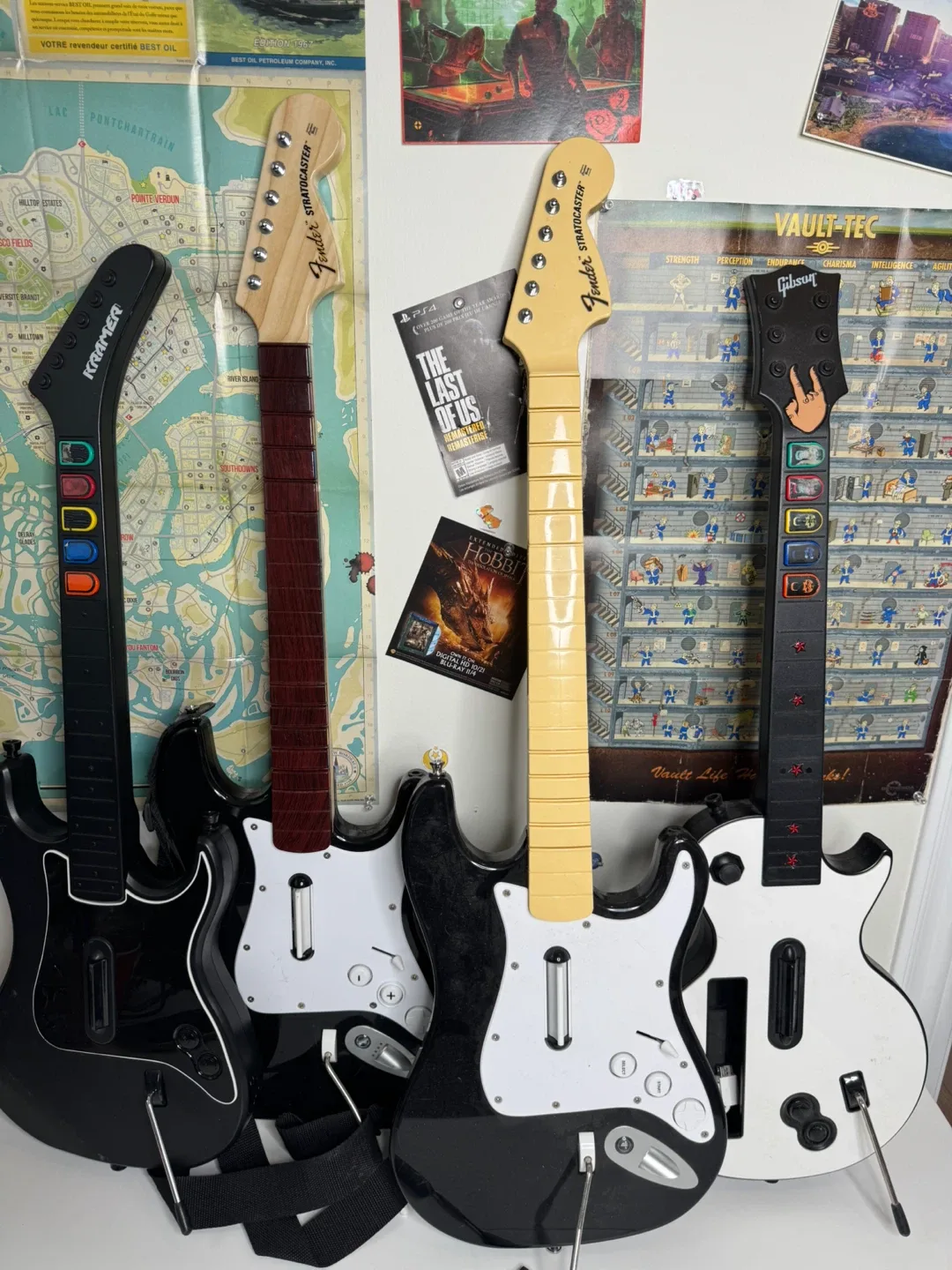 Guitar hero guitars thumbnail