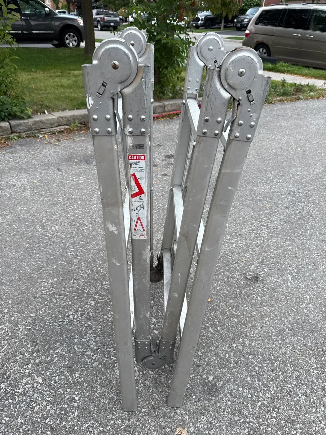 Aluminum Multi-Position Ladder image indicator(2)