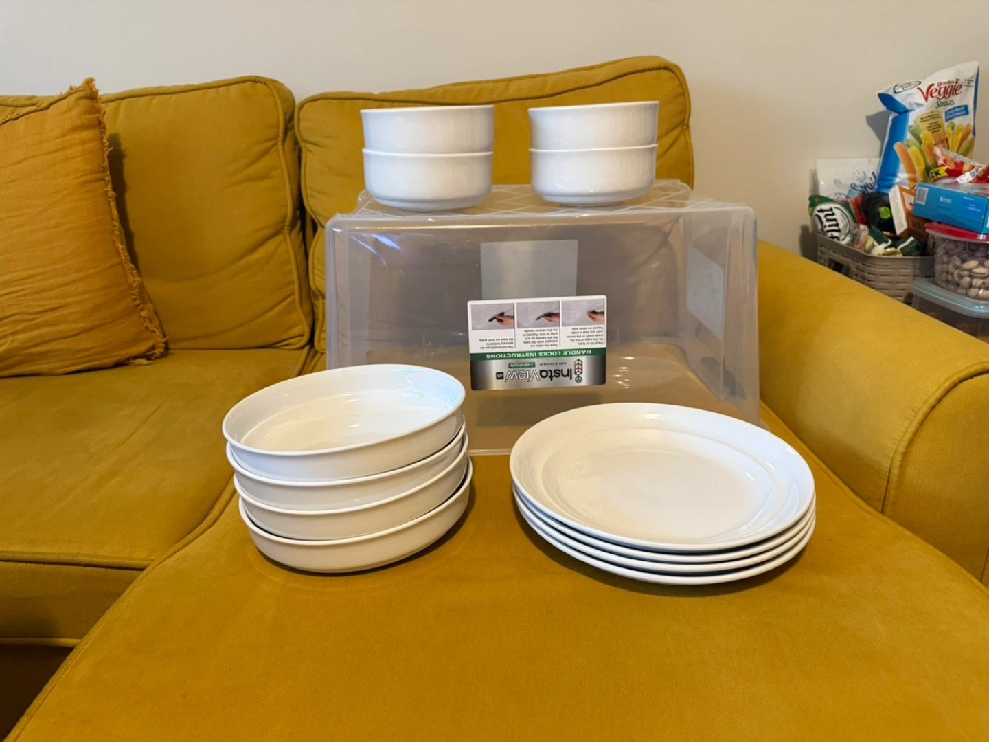 Over&Back Rimmed 12-piece Glossy Porcelain Dinnerware Set