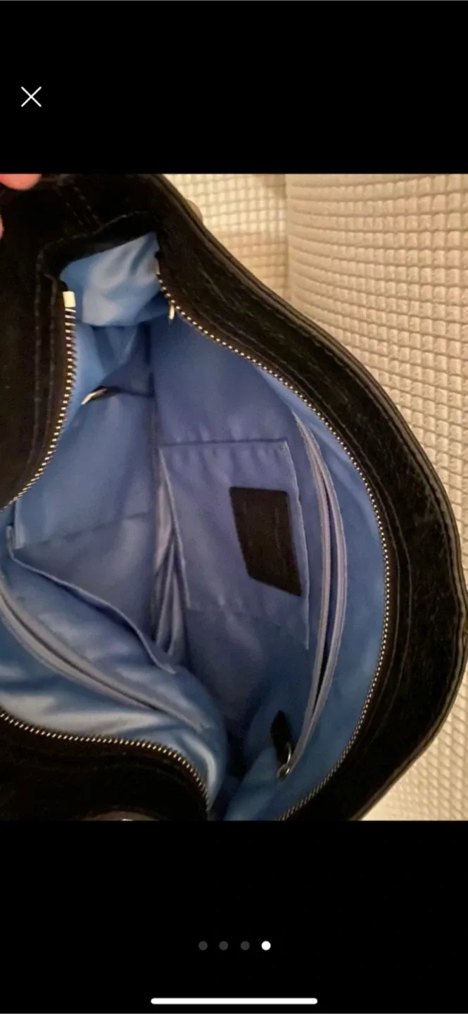 Zoe signature shoulder Coach bag image indicator(6)