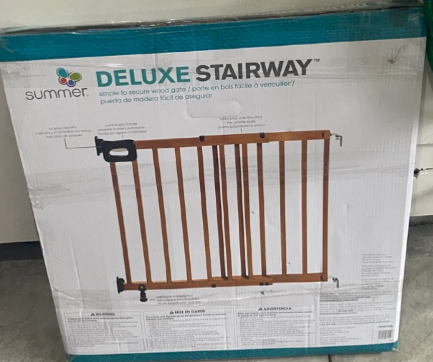 Summer Deluxe Stairway Wood Gate, 30-48" image indicator(3)