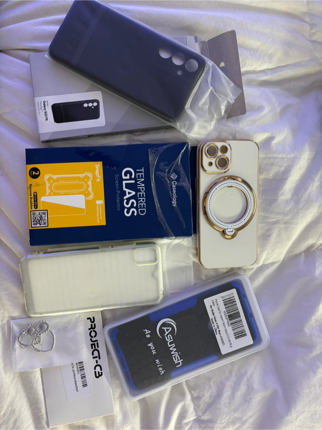 Assorted Phone Cases - photo 4