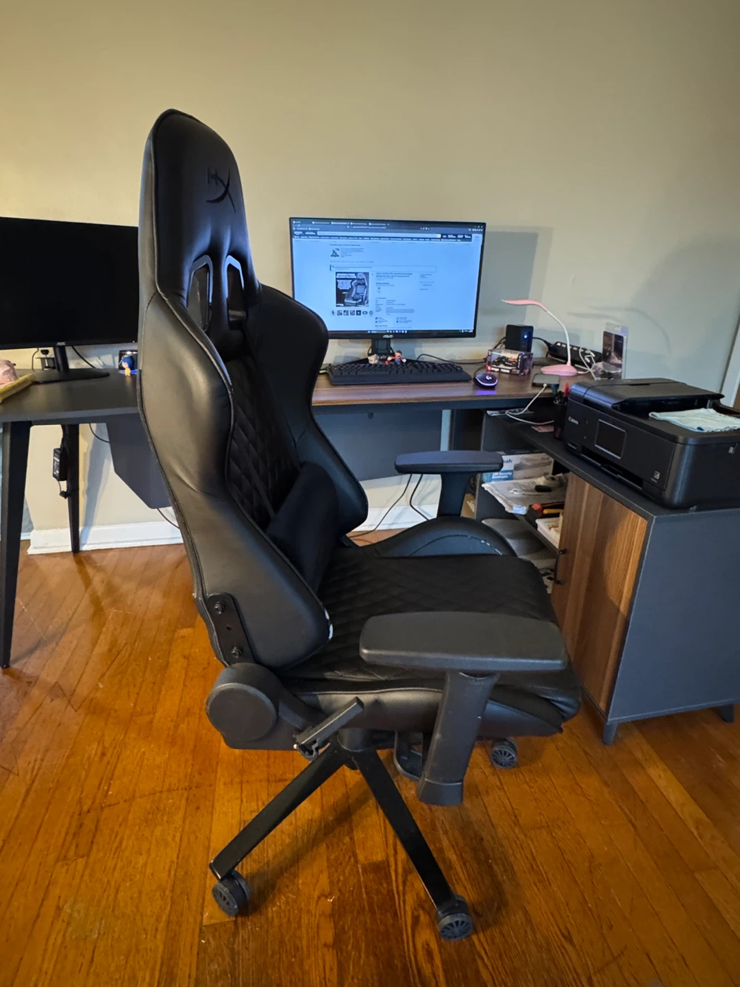 HyperX Ergonomic Black Gaming Chair - photo 2