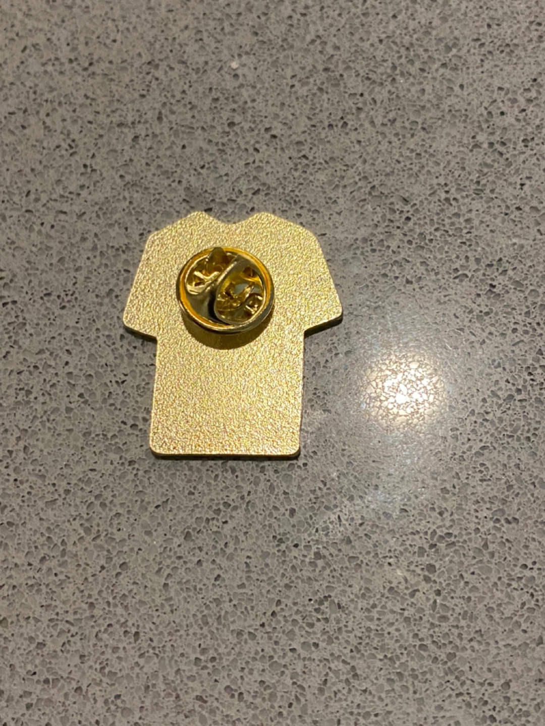 Taylor Swift 87 Jersey Pin - Red - photo 2
