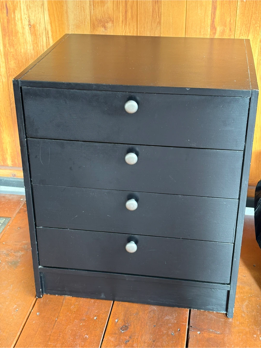 Black 4-Drawer Dresser