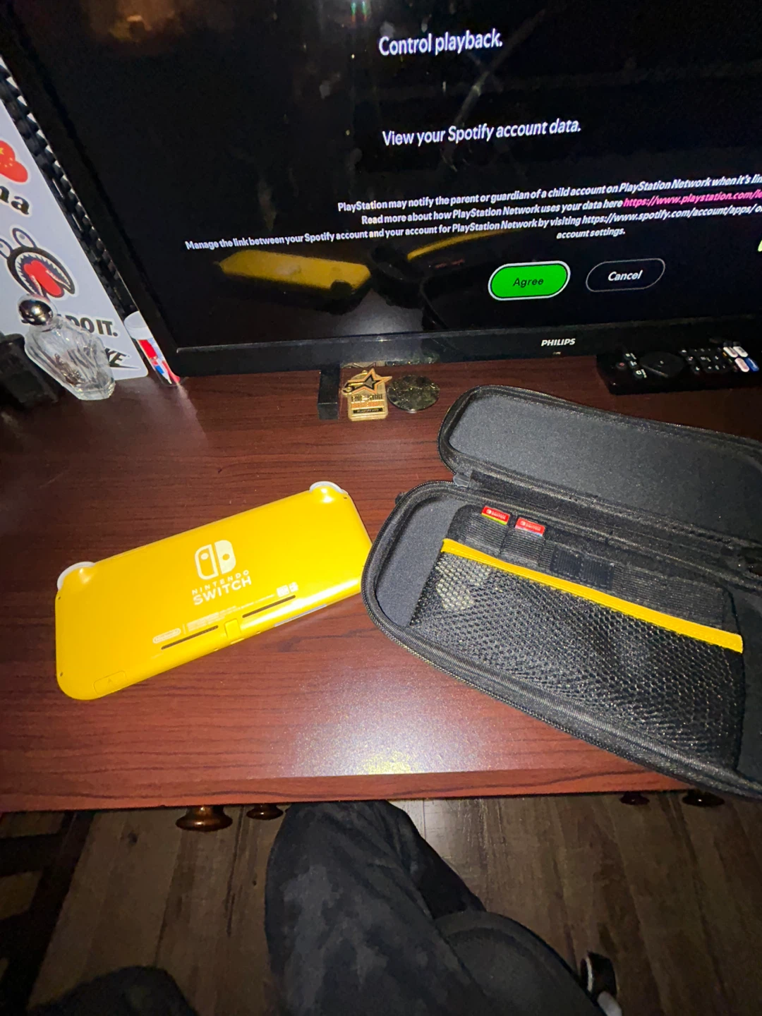 Nintendo Switch Lite Yellow - photo 3