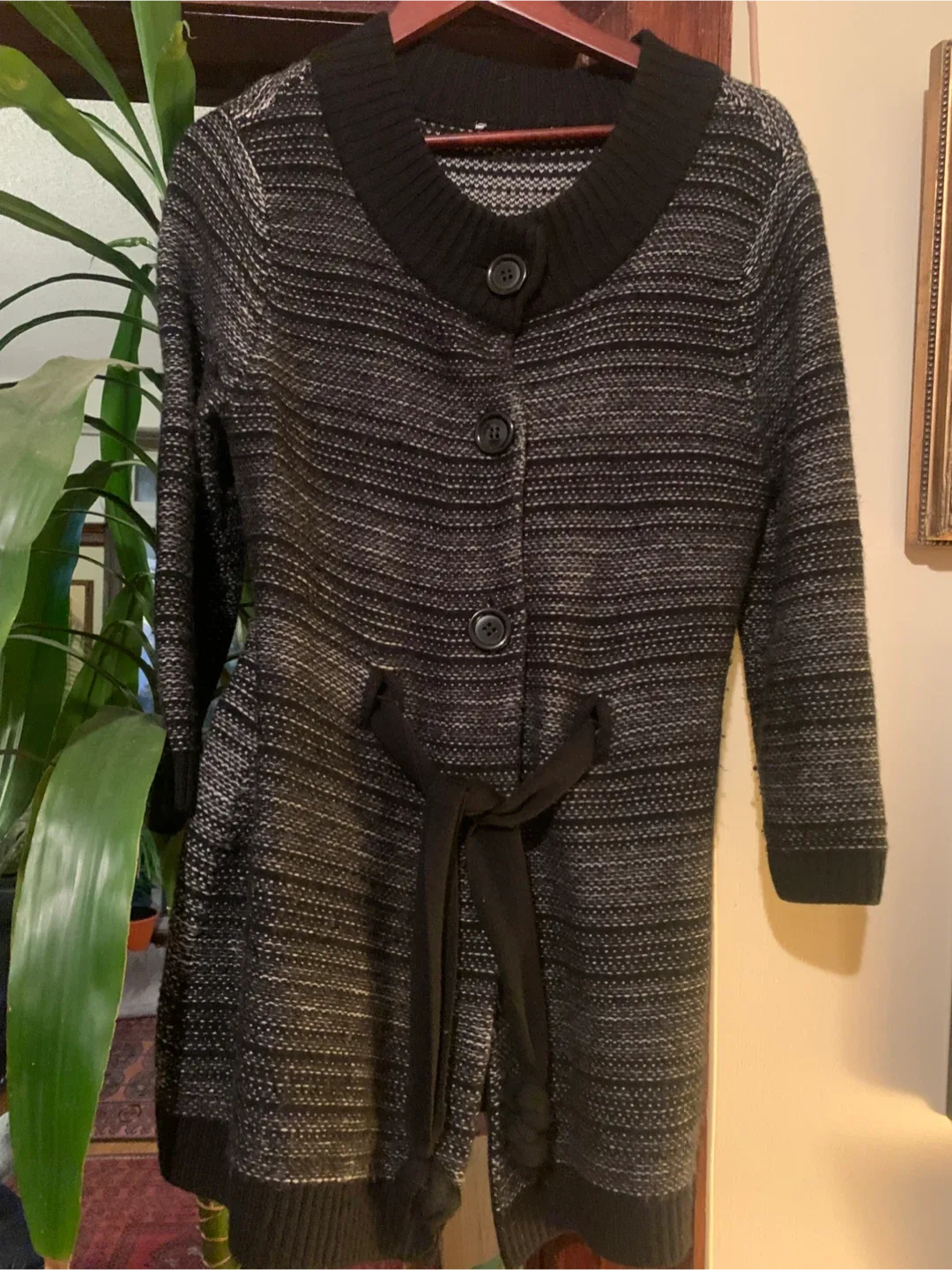 100% Merino Wool Cardigan - Size M/L thumbnail