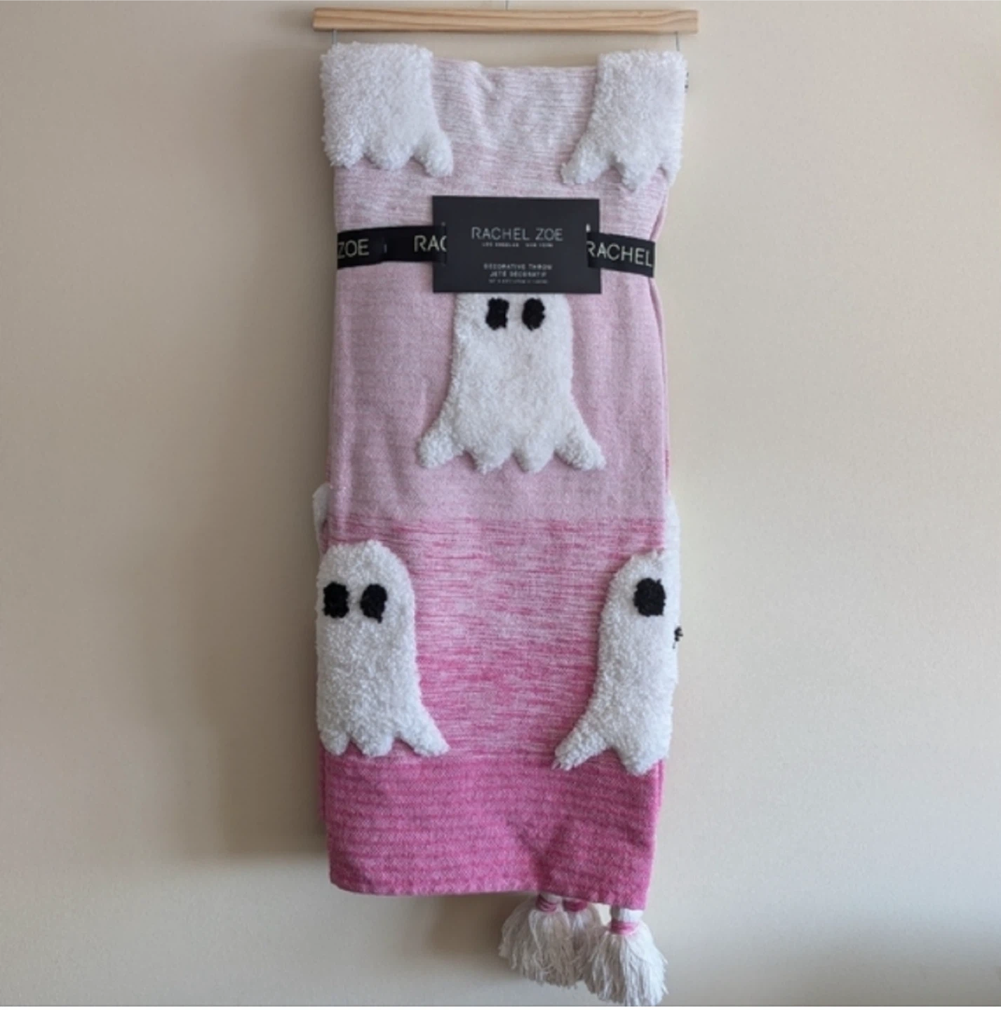 Ghost Patterned Decorative Throw - photo 3