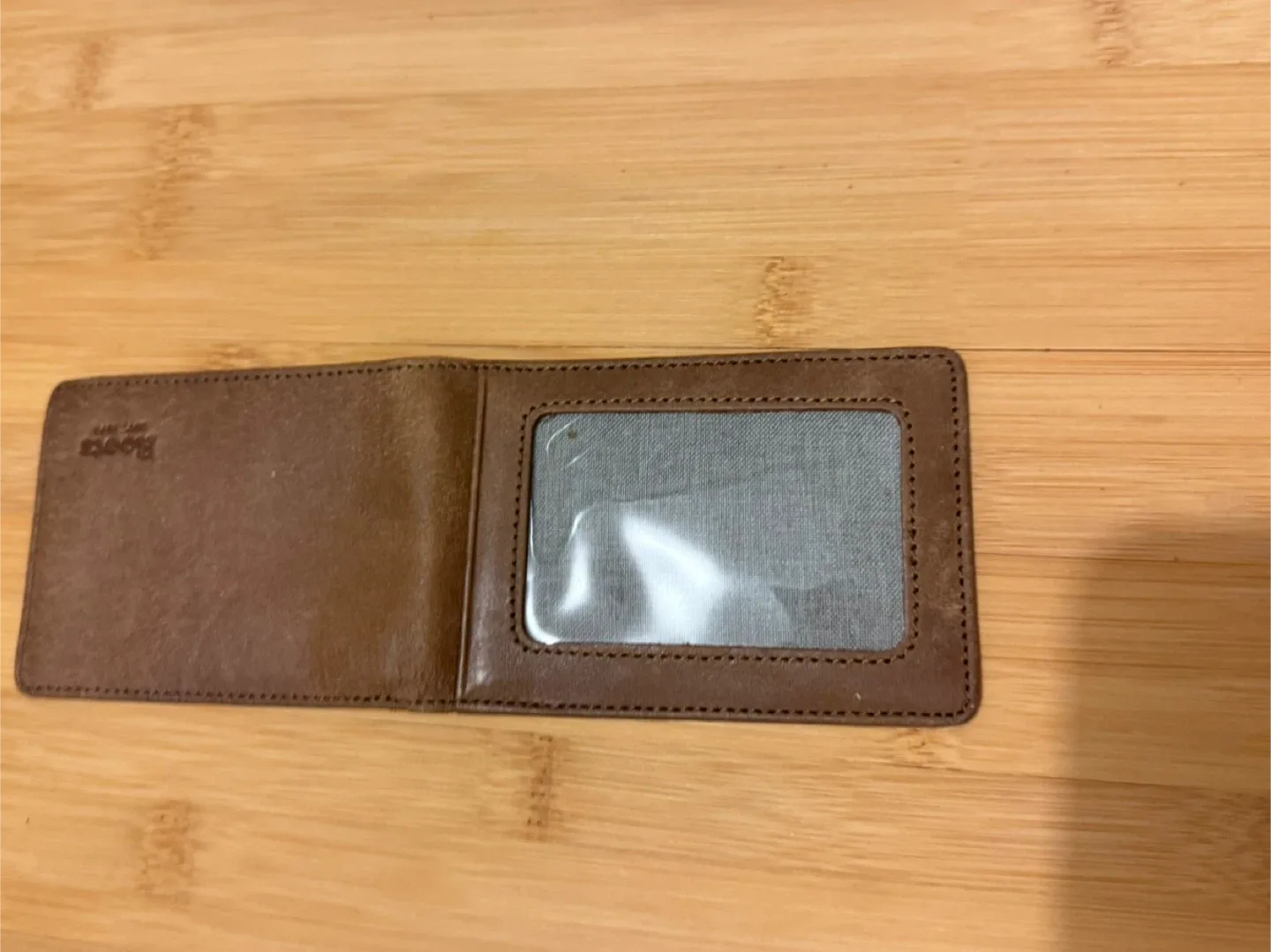 Roots Brown Leather Card Wallet image indicator(3)