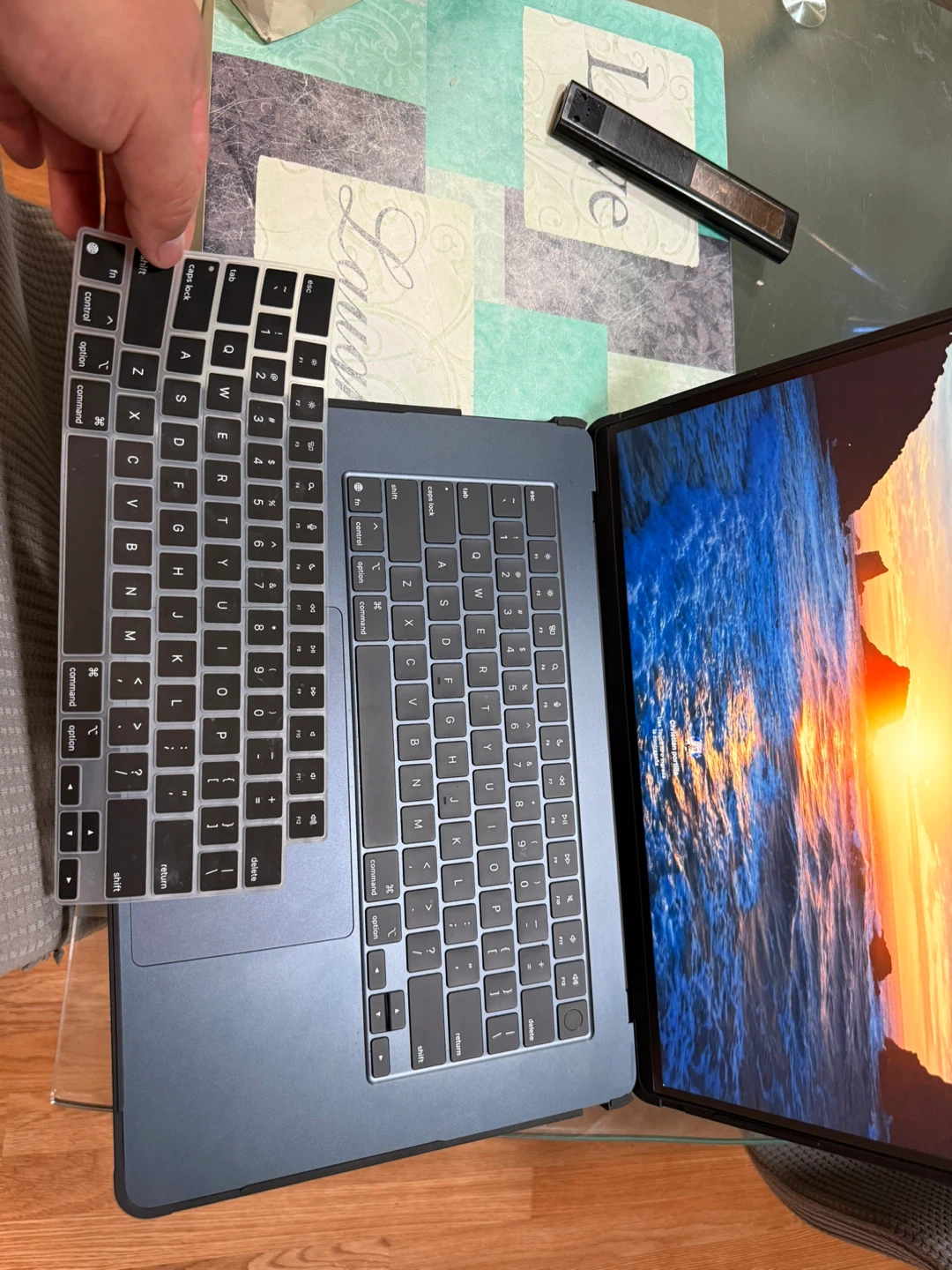 MacBook Air M4 15" w/ Case & Screen Protector - photo 2