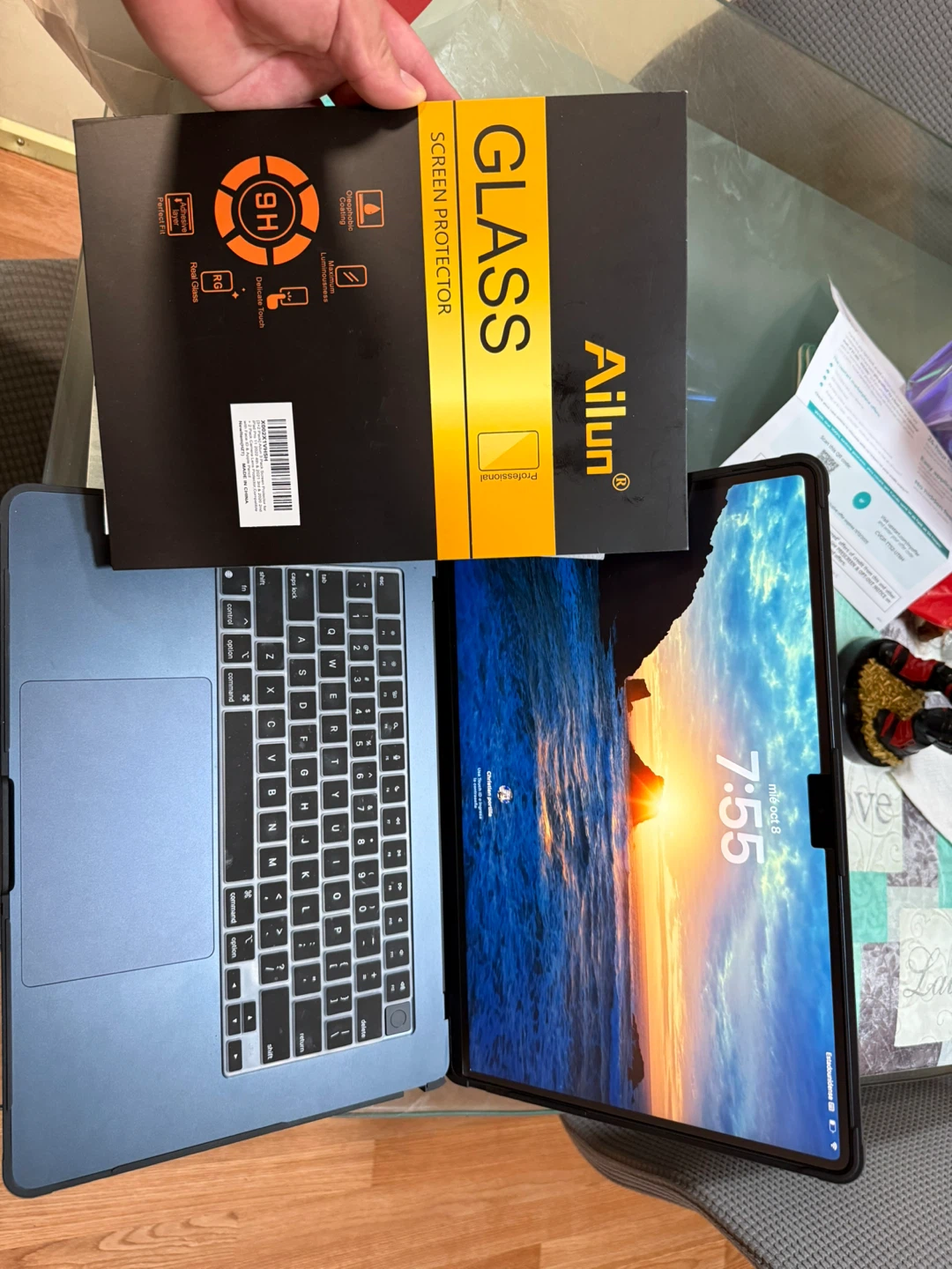MacBook Air M4 15" w/ Case & Screen Protector - photo 3