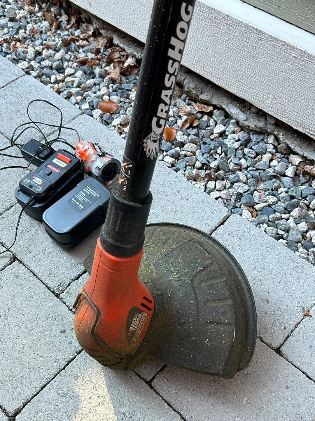 Black & Decker GrassHog Cordless String Trimmer - photo 2