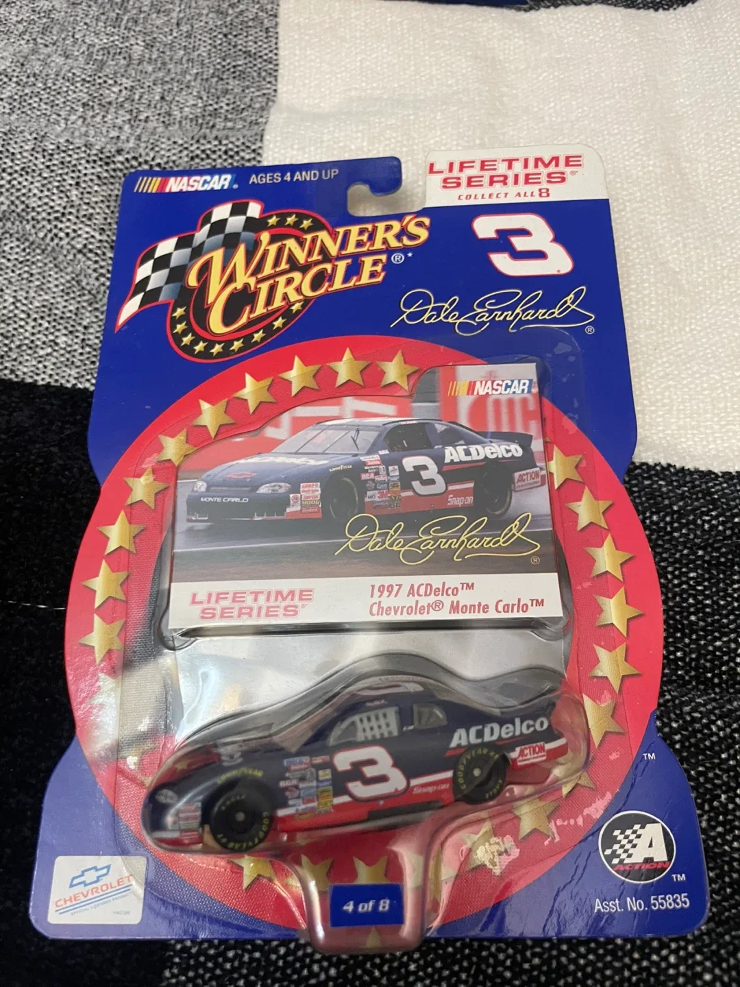 Dale Earnhardt 1997 ACdelco Monte Carlo Diecast Car image indicator(2)