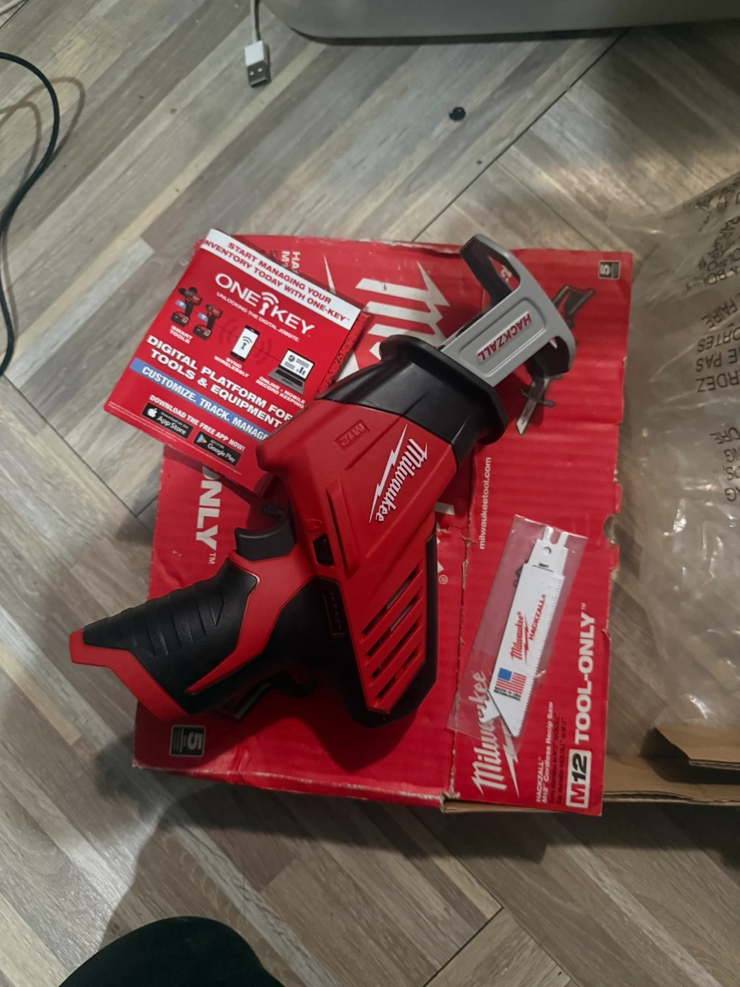 Milwaukee M12 Hackzall Recip Saw - Tool Only - photo 2