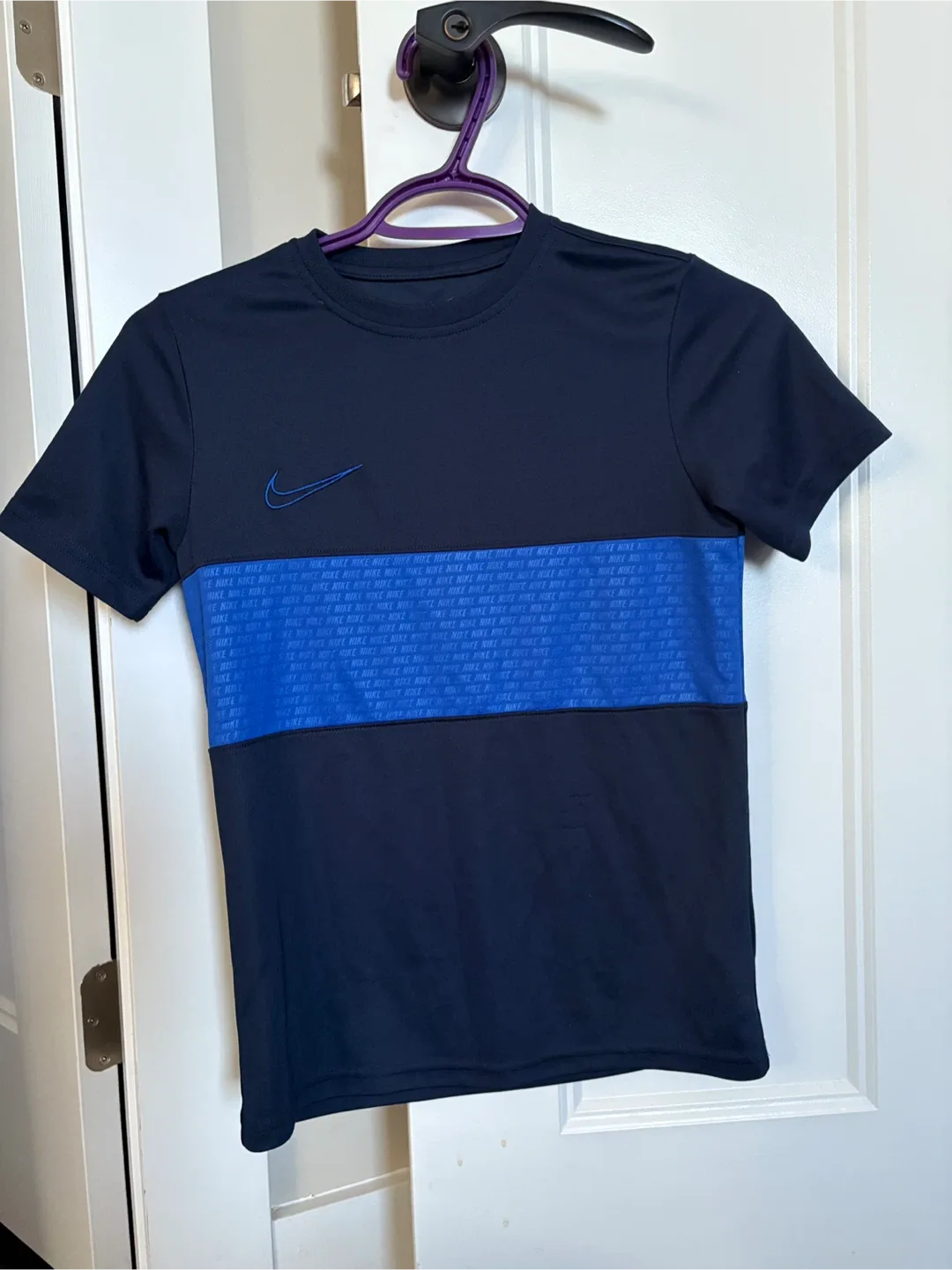 Kids' Clothing Bundle: Disney, Nike, Gap, Size M image indicator(4)