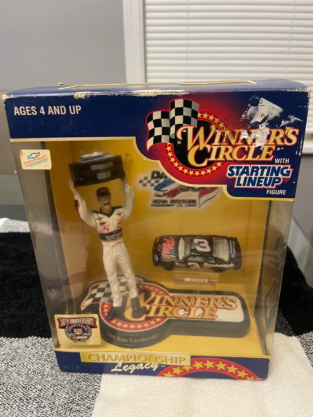 Winner's Circle Dale Earnhardt Figure - photo 4