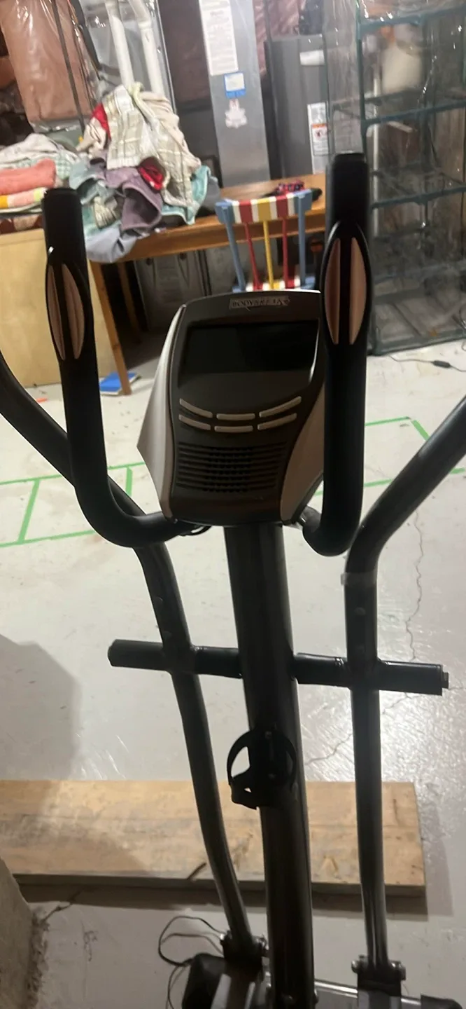 Body Break 902 Elliptical Machine image indicator(3)