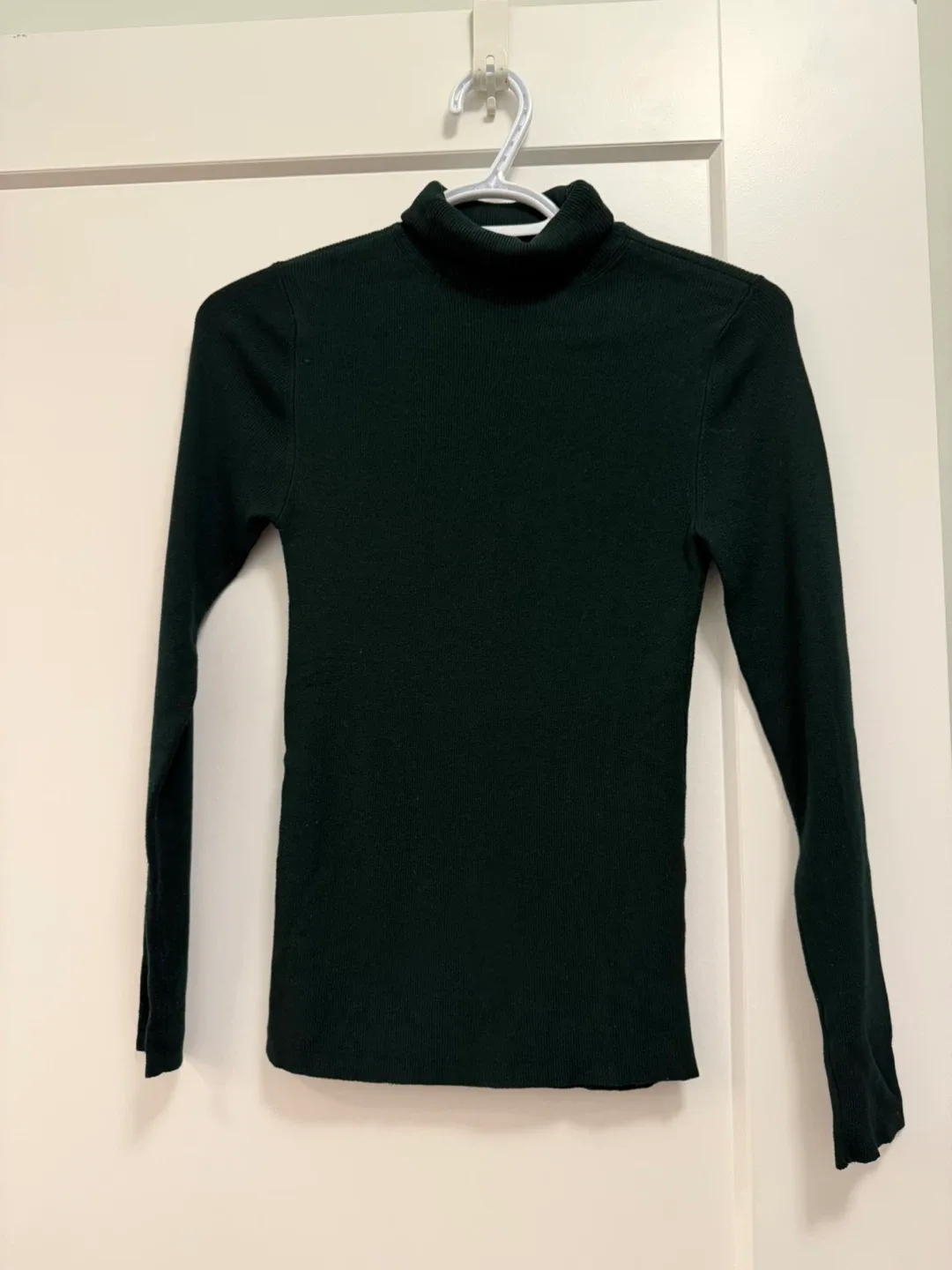 Dynamite Green Turtleneck - Size Small image indicator(2)