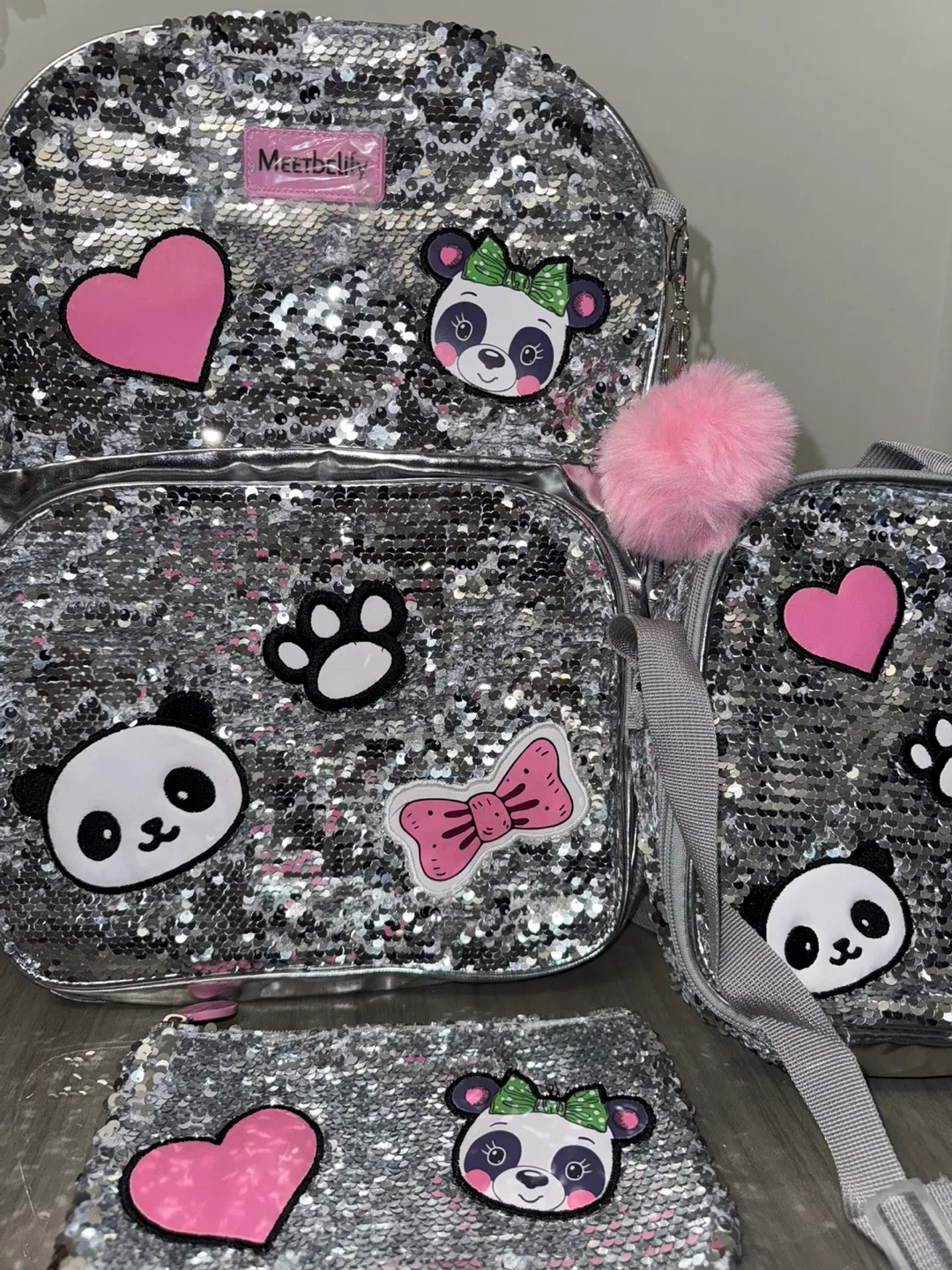 MeetBelify Silver Sequin Backpack Set - New image indicator(3)