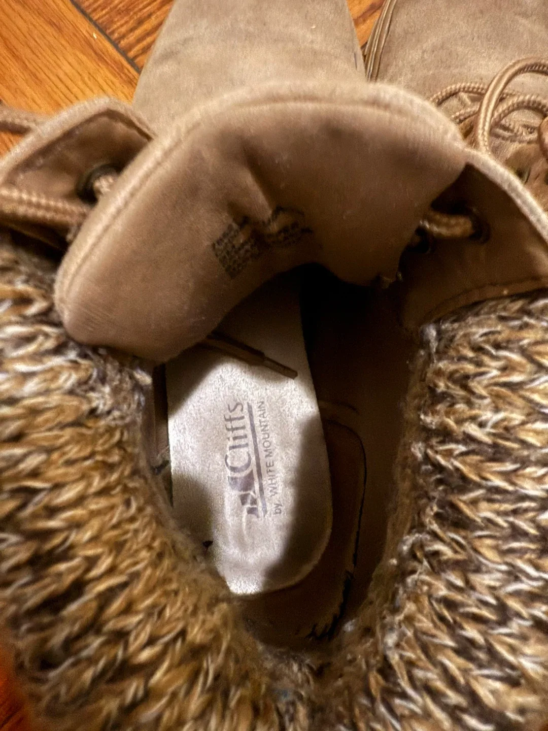 Cliffs by White Mountain Taupe Ankle Boots - Size 9.5 image indicator(3)