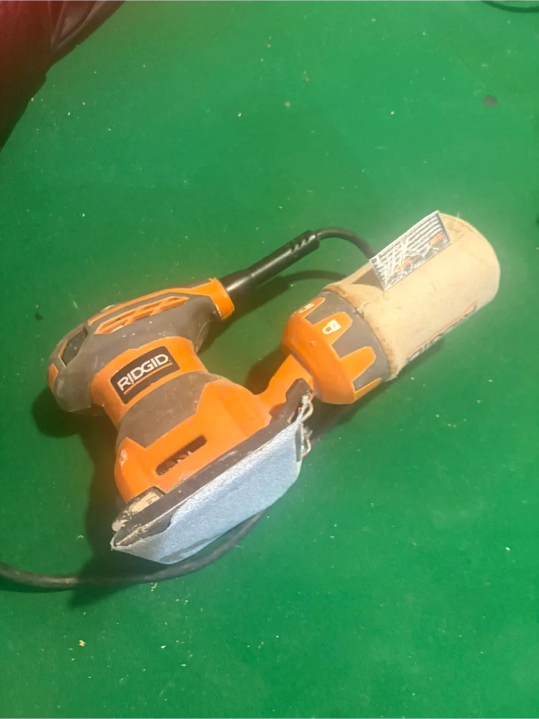 Ridgid R2501 1/4 Sheet Sander image indicator(2)