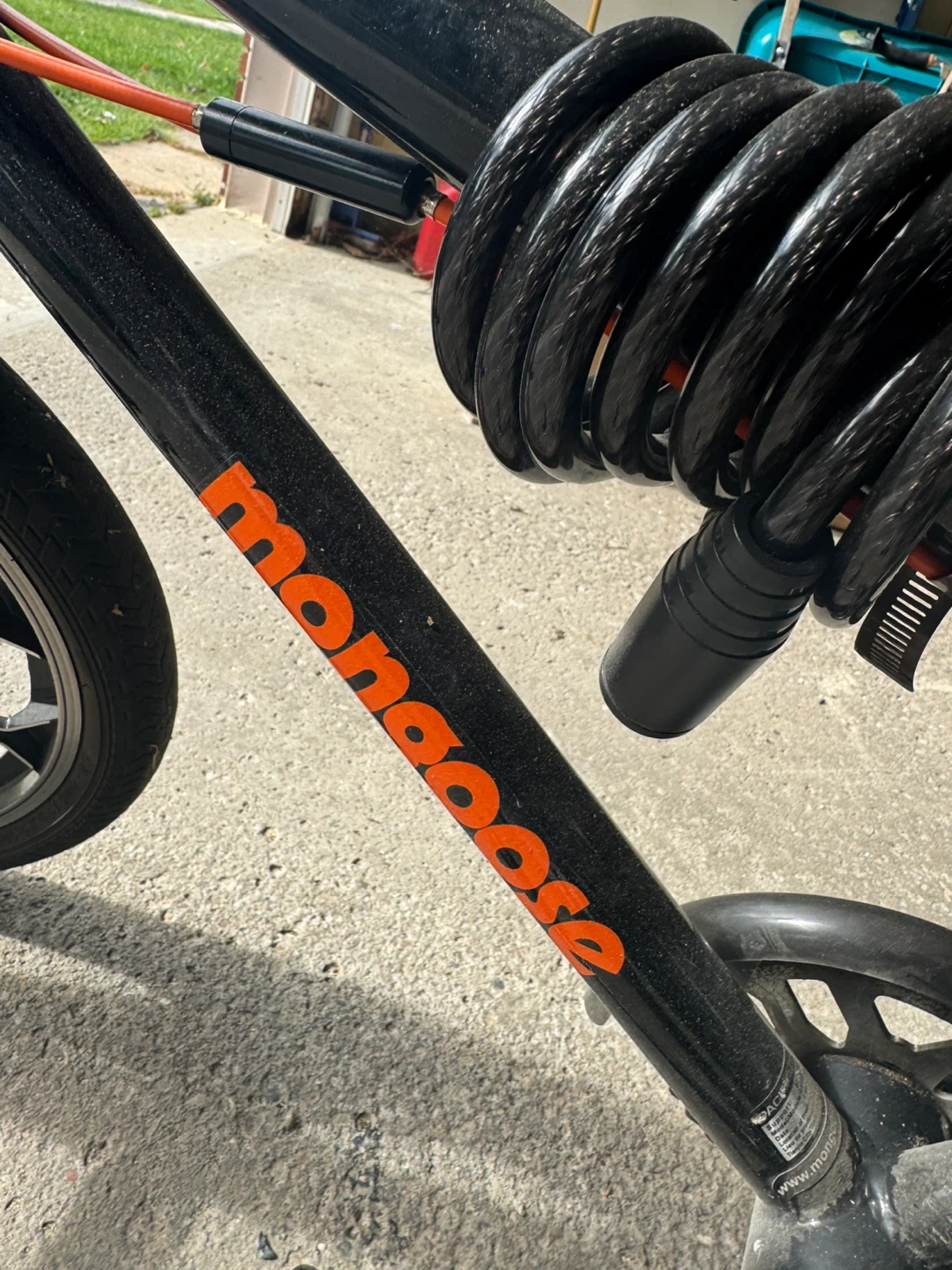 Mongoose 20" B Rebel Bike - Black - photo 4