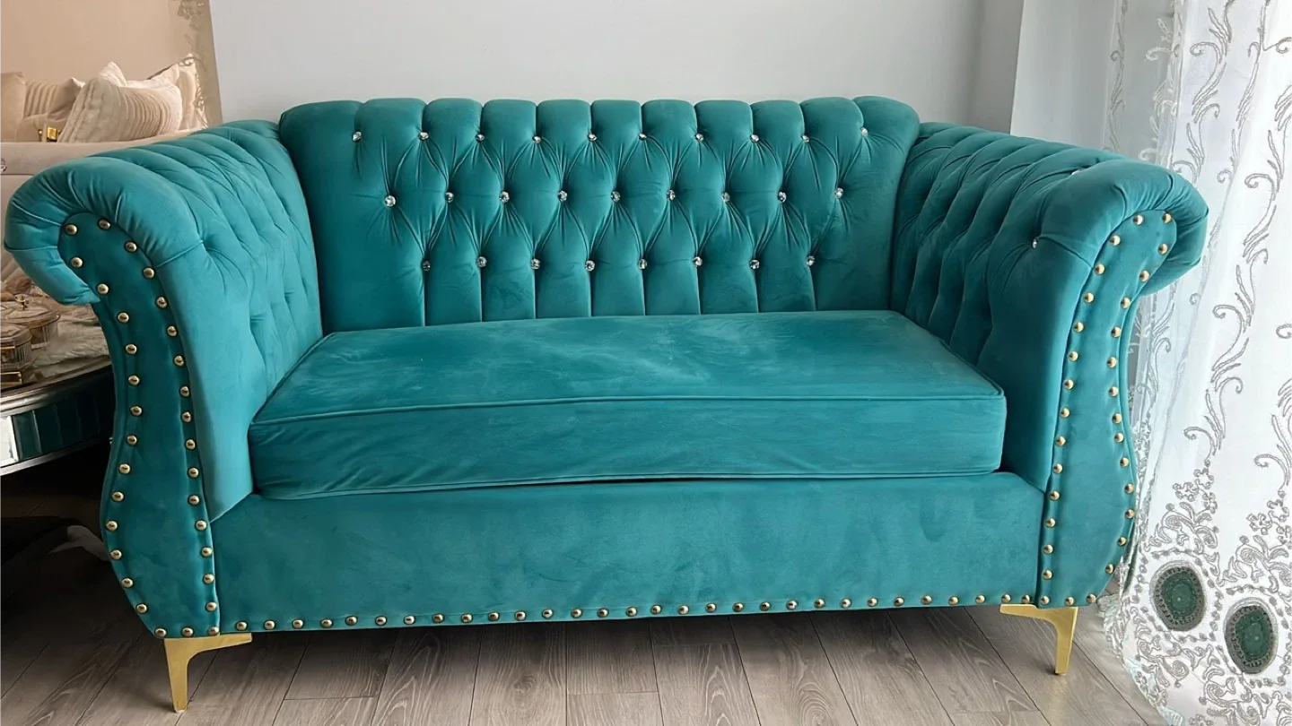 2 pics Teal Loveseat Chesterfield Style image indicator(3)