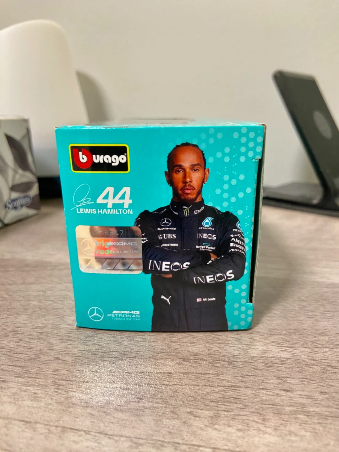 Burago Mercedes-AMG F1 1/43 Model - photo 4