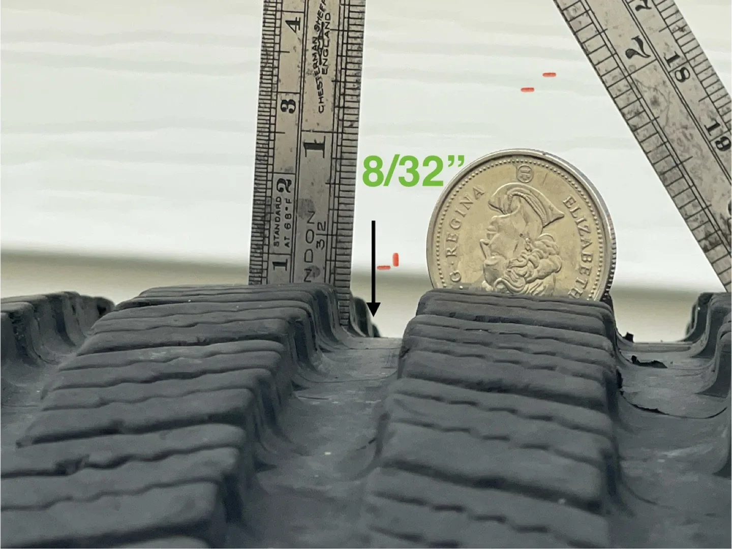 Michelin LTX Winter Tires 245/75R16 - 9/32" Tread image indicator(4)