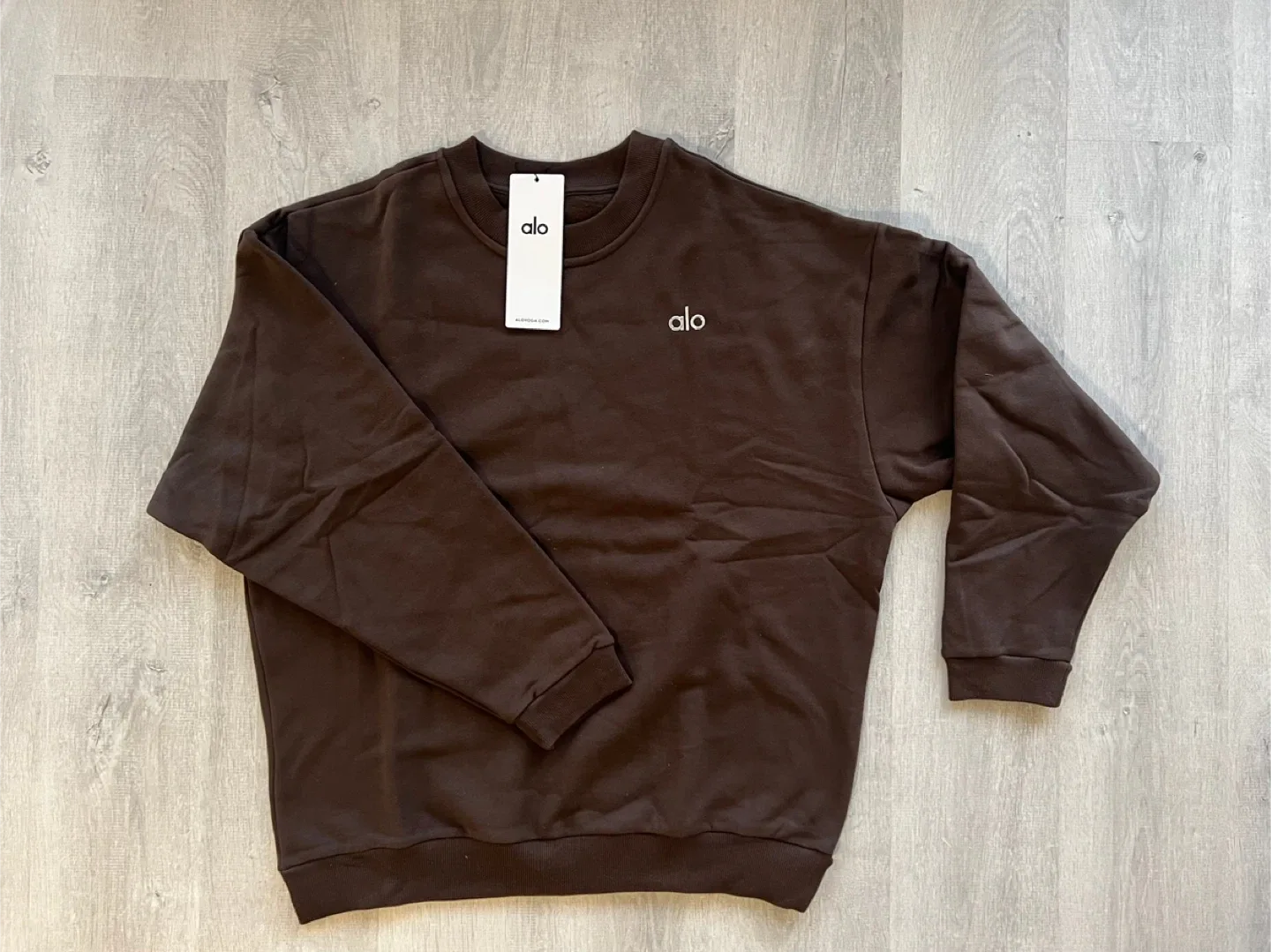 ALO Accolade Crewneck & Straight Pants Set - Espresso image indicator(2)