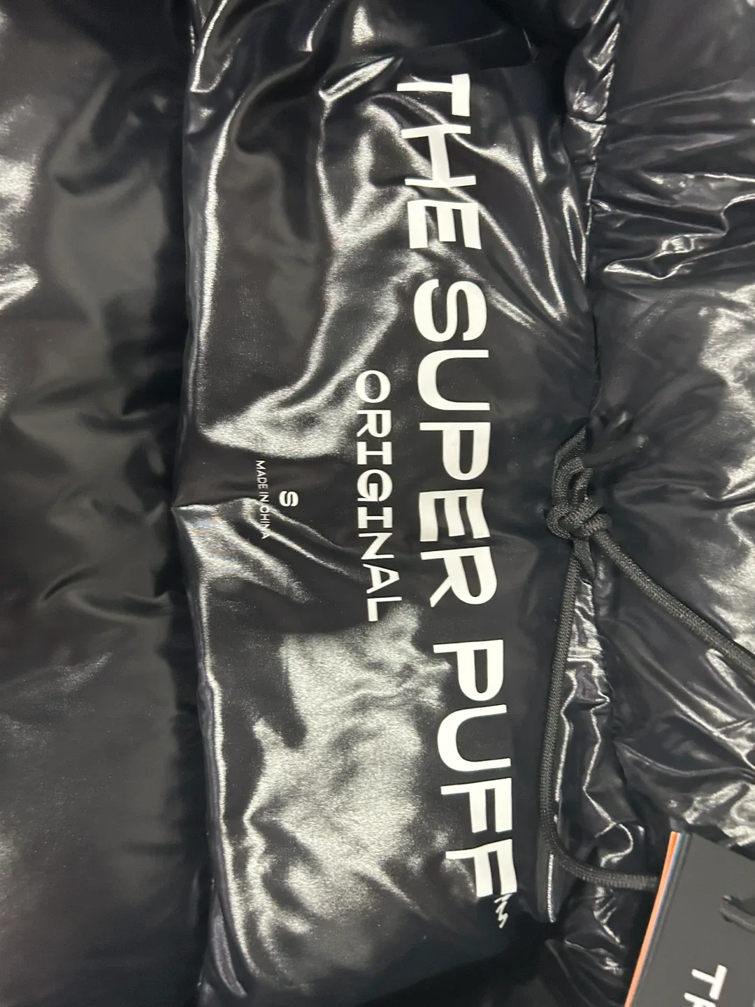 The Super Puff Original Black - Size S image indicator(4)