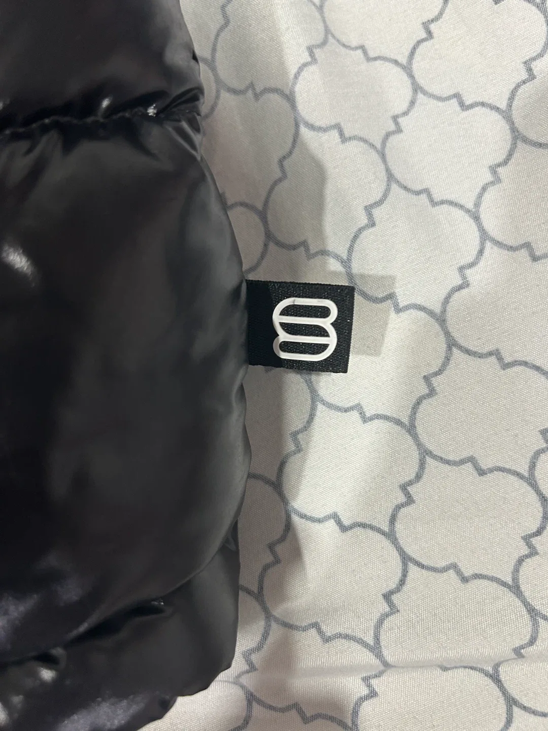 The Super Puff Original Black - Size S image indicator(3)