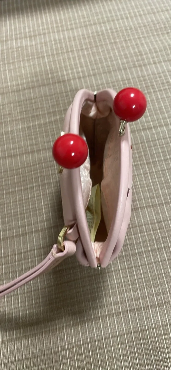 Kate Spade Cupcake Coin Purse image indicator(3)